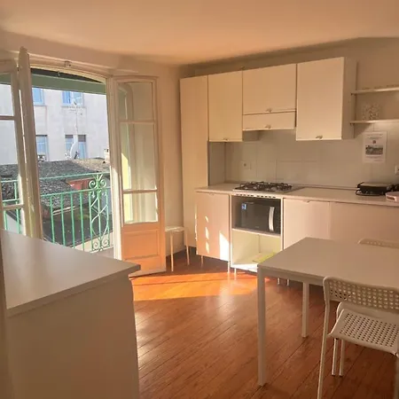 アパート Liberty House ストレーザ